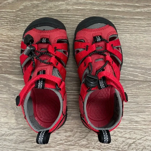 Boy’s Keen Washable Sandals, Red, Size 10K - Picture 3 of 6